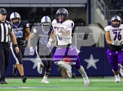 Thumbnail 3 in Paetow vs. College Station (UIL Football 5A D1 Finals) photogallery.
