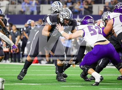 Thumbnail 2 in Paetow vs. College Station (UIL Football 5A D1 Finals) photogallery.