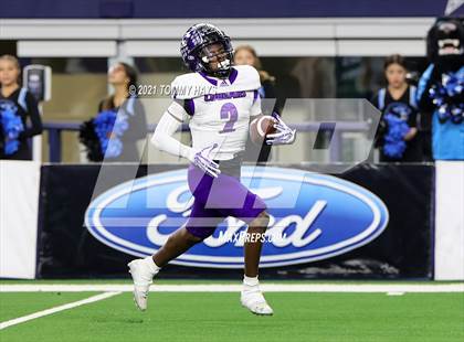 Thumbnail 3 in Paetow vs. College Station (UIL Football 5A D1 Finals) photogallery.