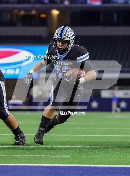 Thumbnail 2 in Paetow vs. College Station (UIL Football 5A D1 Finals) photogallery.