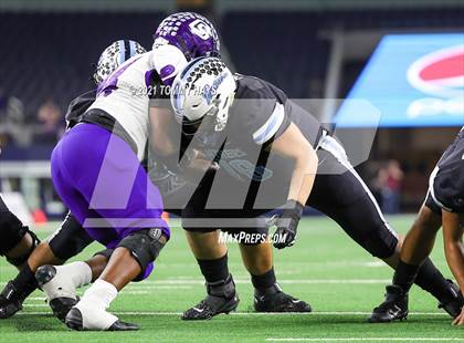 Thumbnail 3 in Paetow vs. College Station (UIL Football 5A D1 Finals) photogallery.