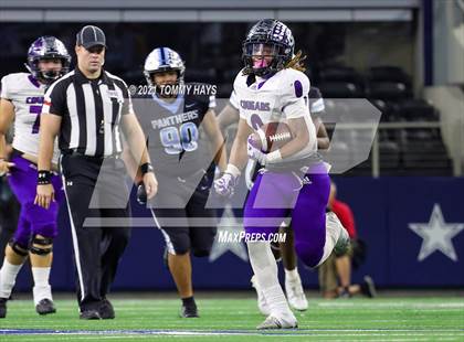 Thumbnail 1 in Paetow vs. College Station (UIL Football 5A D1 Finals) photogallery.