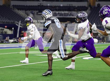 Thumbnail 3 in Paetow vs. College Station (UIL Football 5A D1 Finals) photogallery.