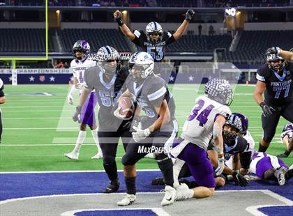 Thumbnail 2 in Paetow vs. College Station (UIL Football 5A D1 Finals) photogallery.