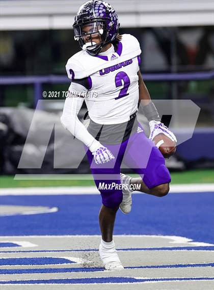 Thumbnail 1 in Paetow vs. College Station (UIL Football 5A D1 Finals) photogallery.