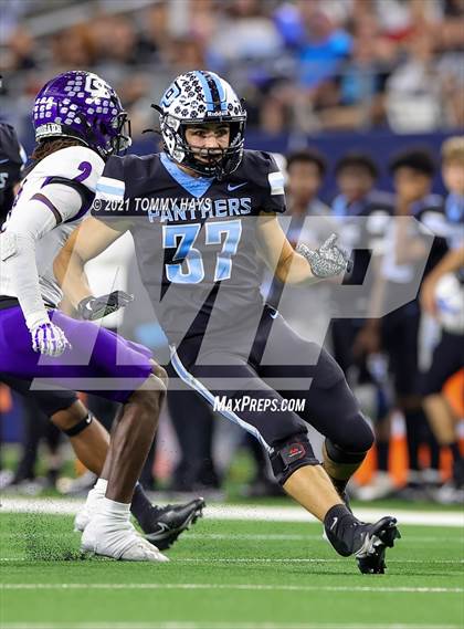 Thumbnail 2 in Paetow vs. College Station (UIL Football 5A D1 Finals) photogallery.