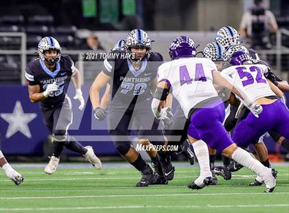 Thumbnail 1 in Paetow vs. College Station (UIL Football 5A D1 Finals) photogallery.
