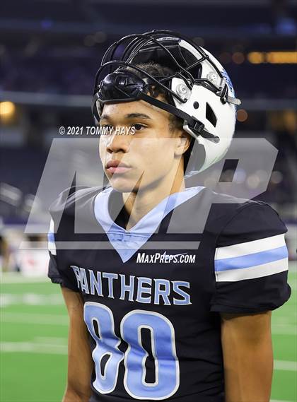 Thumbnail 2 in Paetow vs. College Station (UIL Football 5A D1 Finals) photogallery.