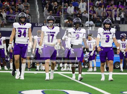 Thumbnail 3 in Paetow vs. College Station (UIL Football 5A D1 Finals) photogallery.