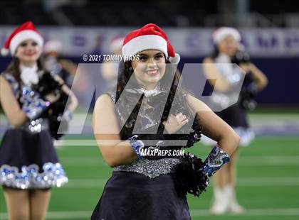 Thumbnail 3 in Paetow vs. College Station (UIL Football 5A D1 Finals) photogallery.