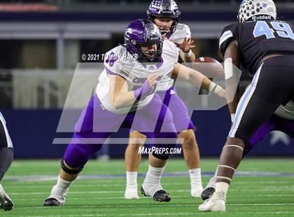 Thumbnail 2 in Paetow vs. College Station (UIL Football 5A D1 Finals) photogallery.