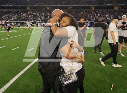 Thumbnail 1 in Paetow vs. College Station (UIL Football 5A D1 Finals) photogallery.