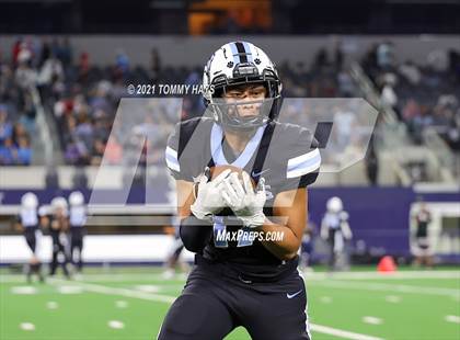 Thumbnail 2 in Paetow vs. College Station (UIL Football 5A D1 Finals) photogallery.