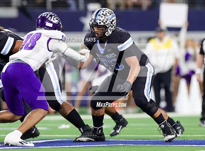 Thumbnail 1 in Paetow vs. College Station (UIL Football 5A D1 Finals) photogallery.