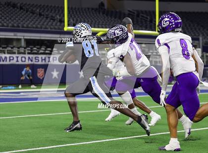 Thumbnail 2 in Paetow vs. College Station (UIL Football 5A D1 Finals) photogallery.