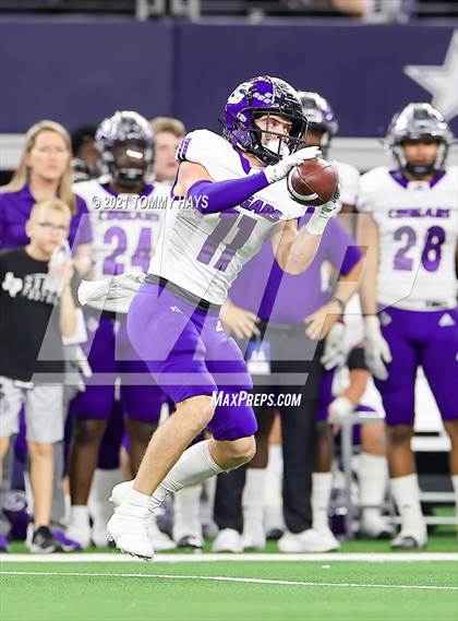 Thumbnail 2 in Paetow vs. College Station (UIL Football 5A D1 Finals) photogallery.