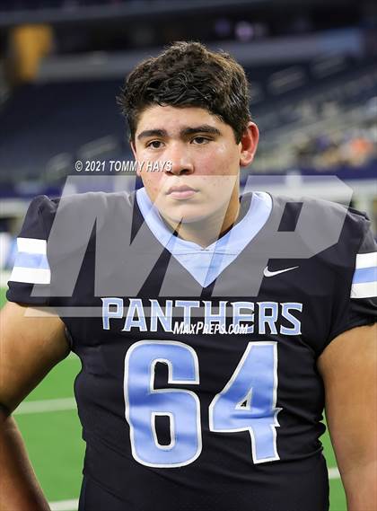 Thumbnail 2 in Paetow vs. College Station (UIL Football 5A D1 Finals) photogallery.