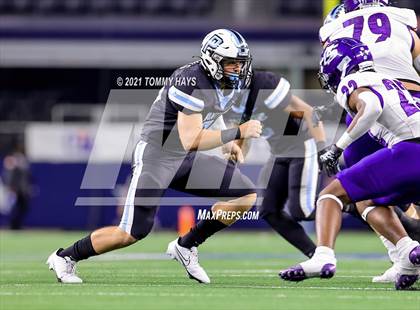 Thumbnail 1 in Paetow vs. College Station (UIL Football 5A D1 Finals) photogallery.