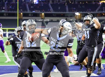 Thumbnail 1 in Paetow vs. College Station (UIL Football 5A D1 Finals) photogallery.