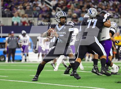 Thumbnail 1 in Paetow vs. College Station (UIL Football 5A D1 Finals) photogallery.