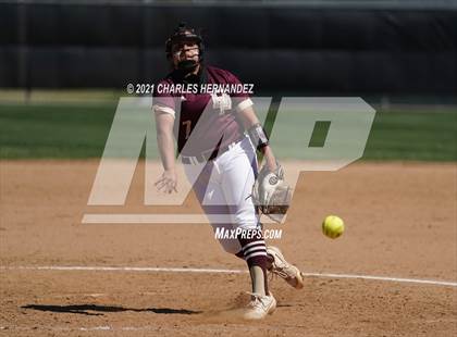 Thumbnail 2 in Deer Park vs. The Woodlands (NFCA Leadoff Classic) photogallery.