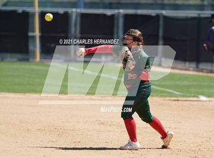 Thumbnail 2 in Deer Park vs. The Woodlands (NFCA Leadoff Classic) photogallery.