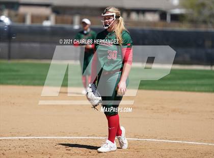 Thumbnail 2 in Deer Park vs. The Woodlands (NFCA Leadoff Classic) photogallery.