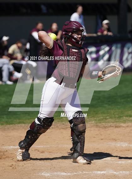 Thumbnail 2 in Deer Park vs. The Woodlands (NFCA Leadoff Classic) photogallery.