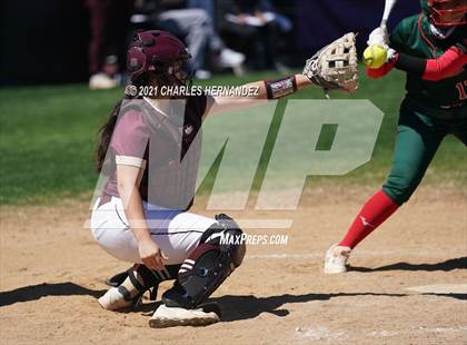 Thumbnail 3 in Deer Park vs. The Woodlands (NFCA Leadoff Classic) photogallery.