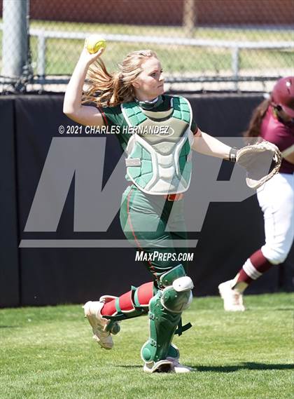 Thumbnail 2 in Deer Park vs. The Woodlands (NFCA Leadoff Classic) photogallery.