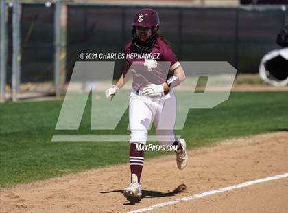 Thumbnail 2 in Deer Park vs. The Woodlands (NFCA Leadoff Classic) photogallery.