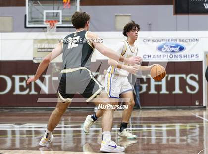 Thumbnail 2 in St. Francis vs Agoura photogallery.
