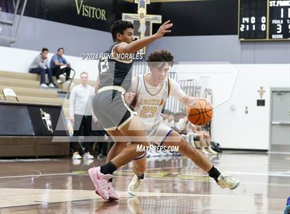 Thumbnail 1 in St. Francis vs Agoura photogallery.