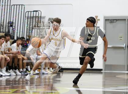 Thumbnail 1 in St. Francis vs Agoura photogallery.
