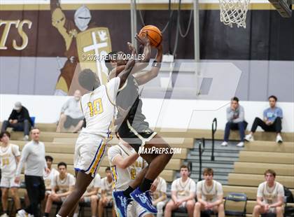 Thumbnail 3 in St. Francis vs Agoura photogallery.