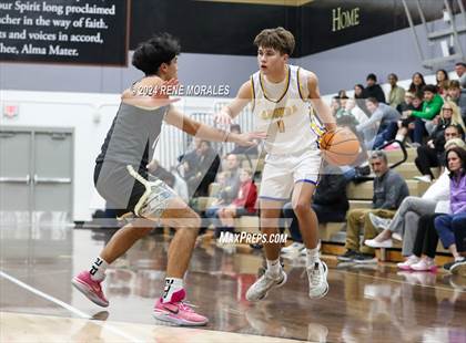 Thumbnail 2 in St. Francis vs Agoura photogallery.
