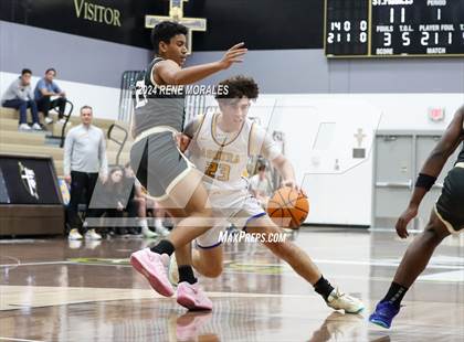 Thumbnail 2 in St. Francis vs Agoura photogallery.