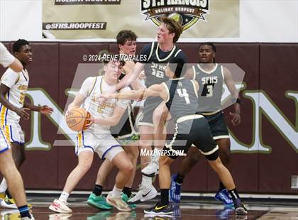 Thumbnail 2 in St. Francis vs Agoura photogallery.