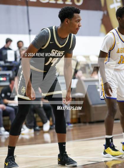 Thumbnail 2 in St. Francis vs Agoura photogallery.
