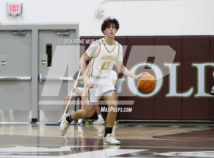 Thumbnail 3 in St. Francis vs Agoura photogallery.