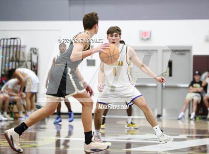 Thumbnail 1 in St. Francis vs Agoura photogallery.
