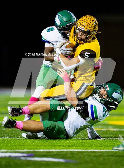Thumbnail 2 in Chaminade Julienne Catholic @ Archbishop Alter photogallery.