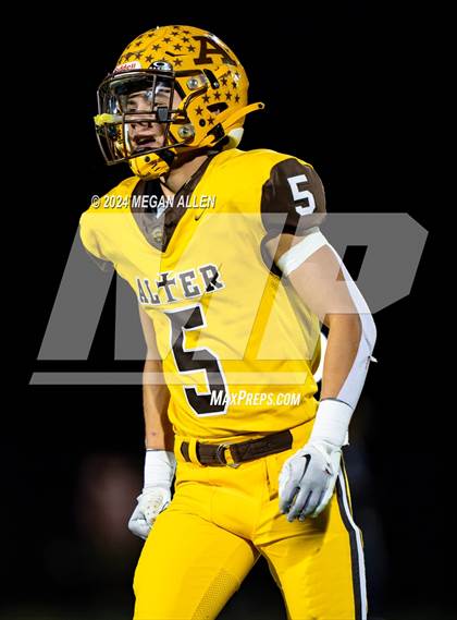 Thumbnail 1 in Chaminade Julienne Catholic @ Archbishop Alter photogallery.