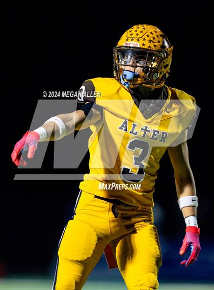 Thumbnail 3 in Chaminade Julienne Catholic @ Archbishop Alter photogallery.