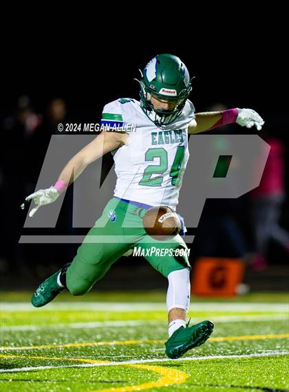 Thumbnail 2 in Chaminade Julienne Catholic @ Archbishop Alter photogallery.