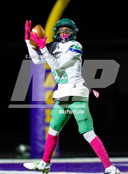 Thumbnail 2 in Chaminade Julienne Catholic @ Archbishop Alter photogallery.