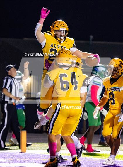Thumbnail 1 in Chaminade Julienne Catholic @ Archbishop Alter photogallery.