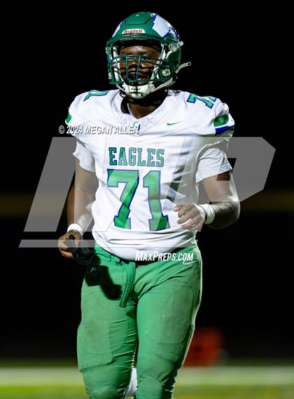 Thumbnail 2 in Chaminade Julienne Catholic @ Archbishop Alter photogallery.