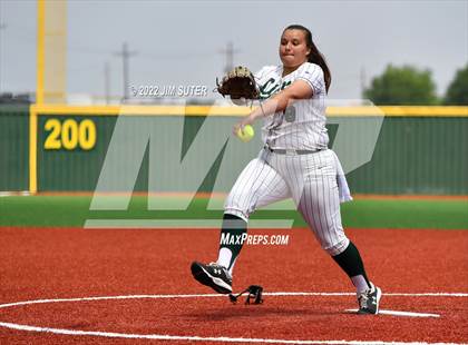Thumbnail 1 in Troy vs Franklin (UIL 3A Area Playoff) photogallery.
