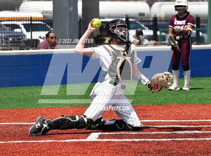 Thumbnail 1 in Troy vs Franklin (UIL 3A Area Playoff) photogallery.